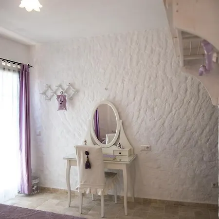 Aurora Bed & Breakfast Alacati